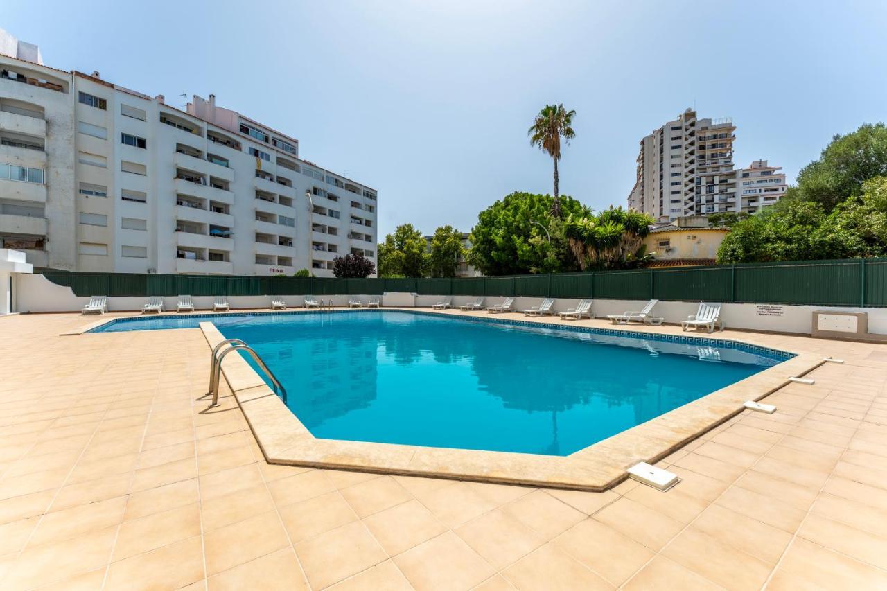 Appartement Modern 2 Bdr Flat W/balcony And Pool By Lovelystay *